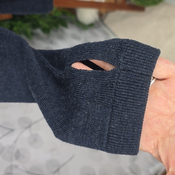 Lululemon Sit in Lotus Pose Sweater - Picture 8 of 11